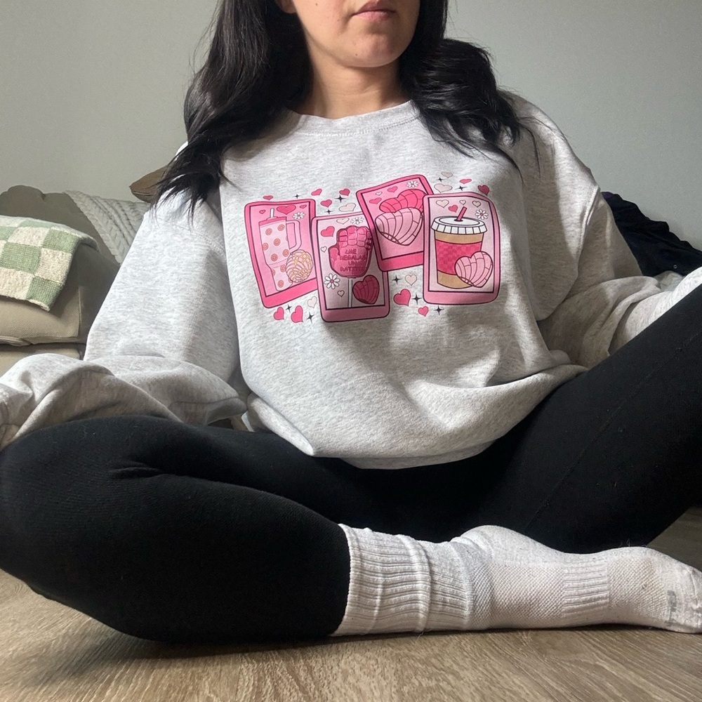 Crewneck sweater - Picture 11 of 11